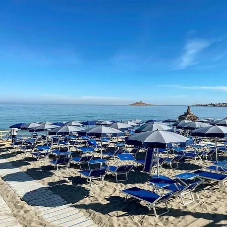 Affittacamere Casetta Delle Mimose Isola delle Femmine